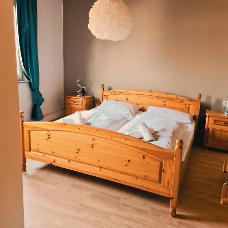 La Dolce Inn *